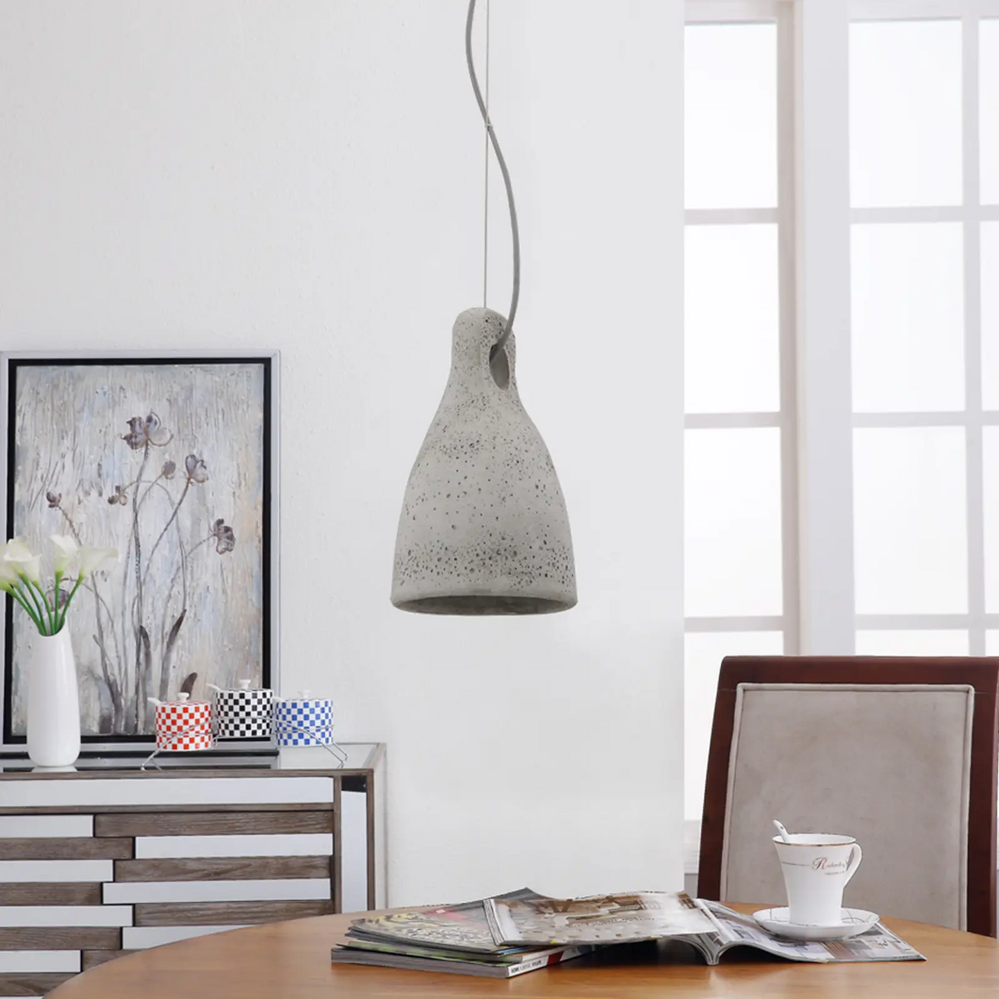 Pilkos spalvos betoninis pakabinamas šviestuvas Lenna