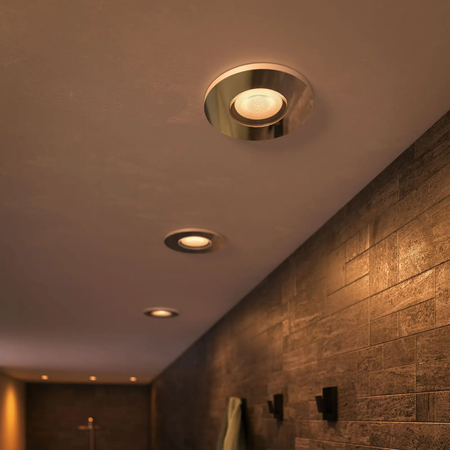 Philips Hue White ambiance Adore įleidžiamas chromas 5W IP44