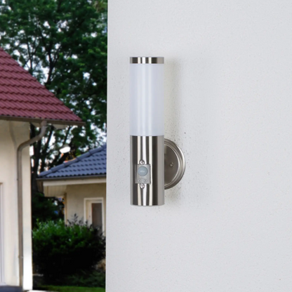 Kristof - Sensorinis lauko sieninis šviestuvas pagamintas iš nerūdijančio plieno