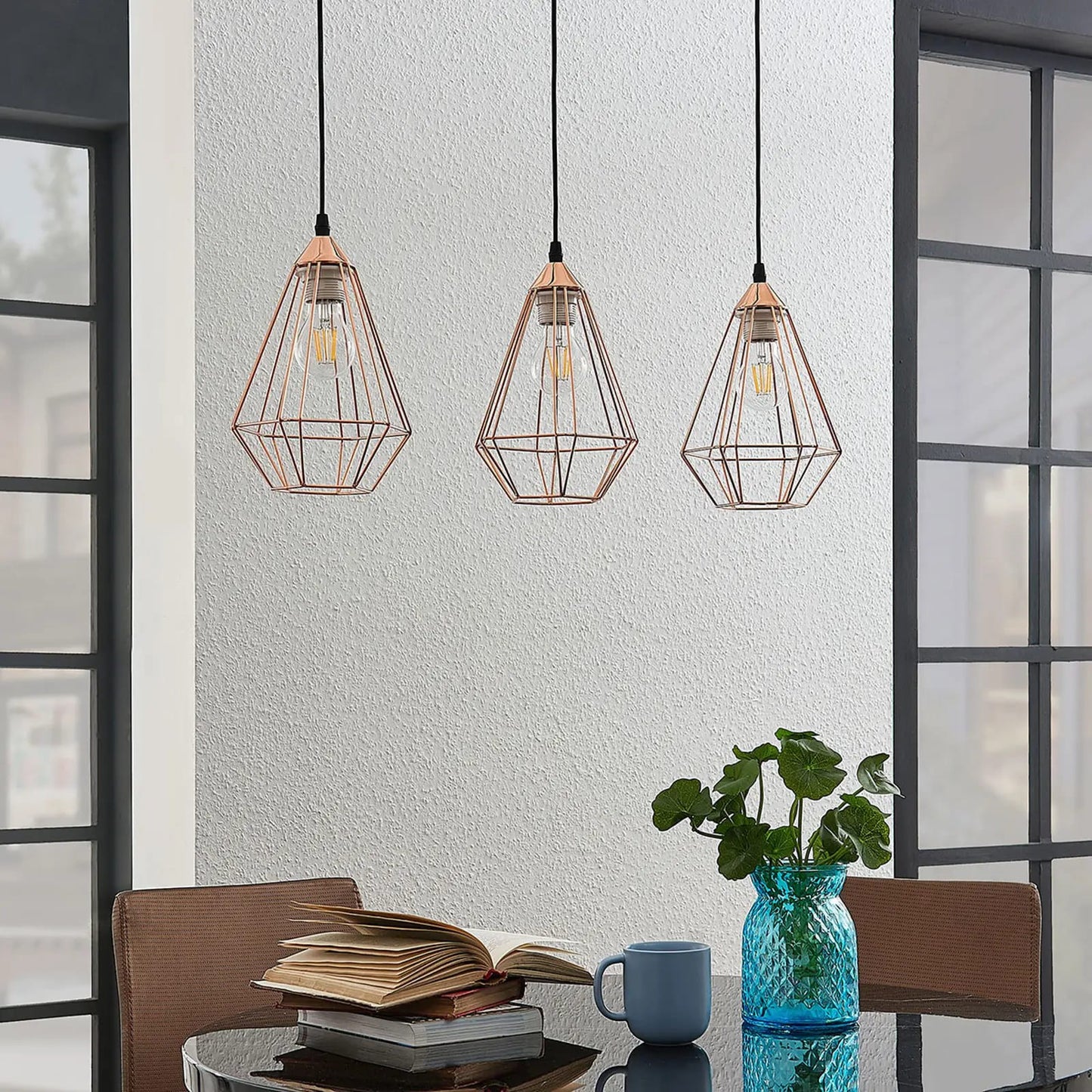 Pakabinamas šviestuvas Elda su narveliais, pailgas, varinis