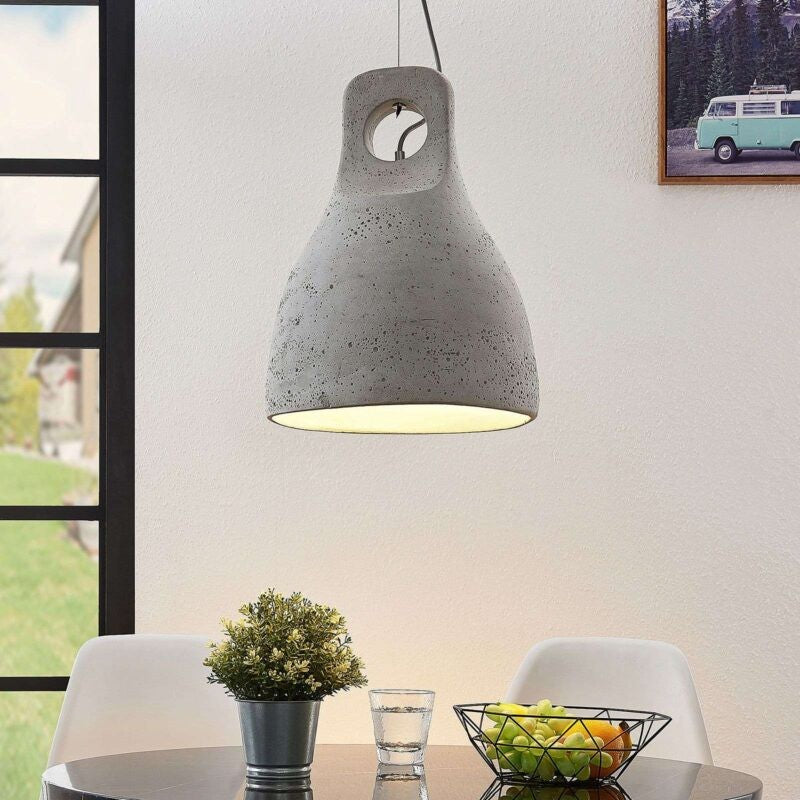 Lindby Ibu pakabinamas šviestuvas su 1 lemputės betoniniu gaubtu.