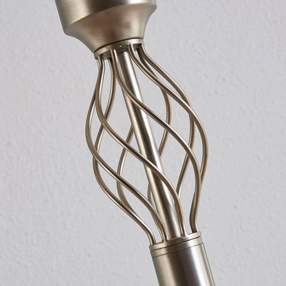 Nikelio spalvos Dunja LED toršeras su skaitymo lempa