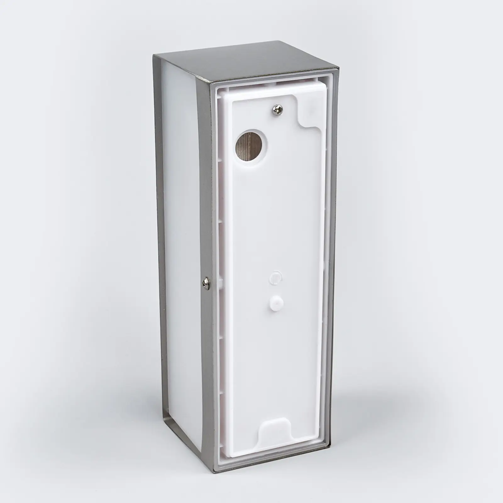 Stačiakampis sieninis šviestuvas Alicja skirtas naudoti lauke