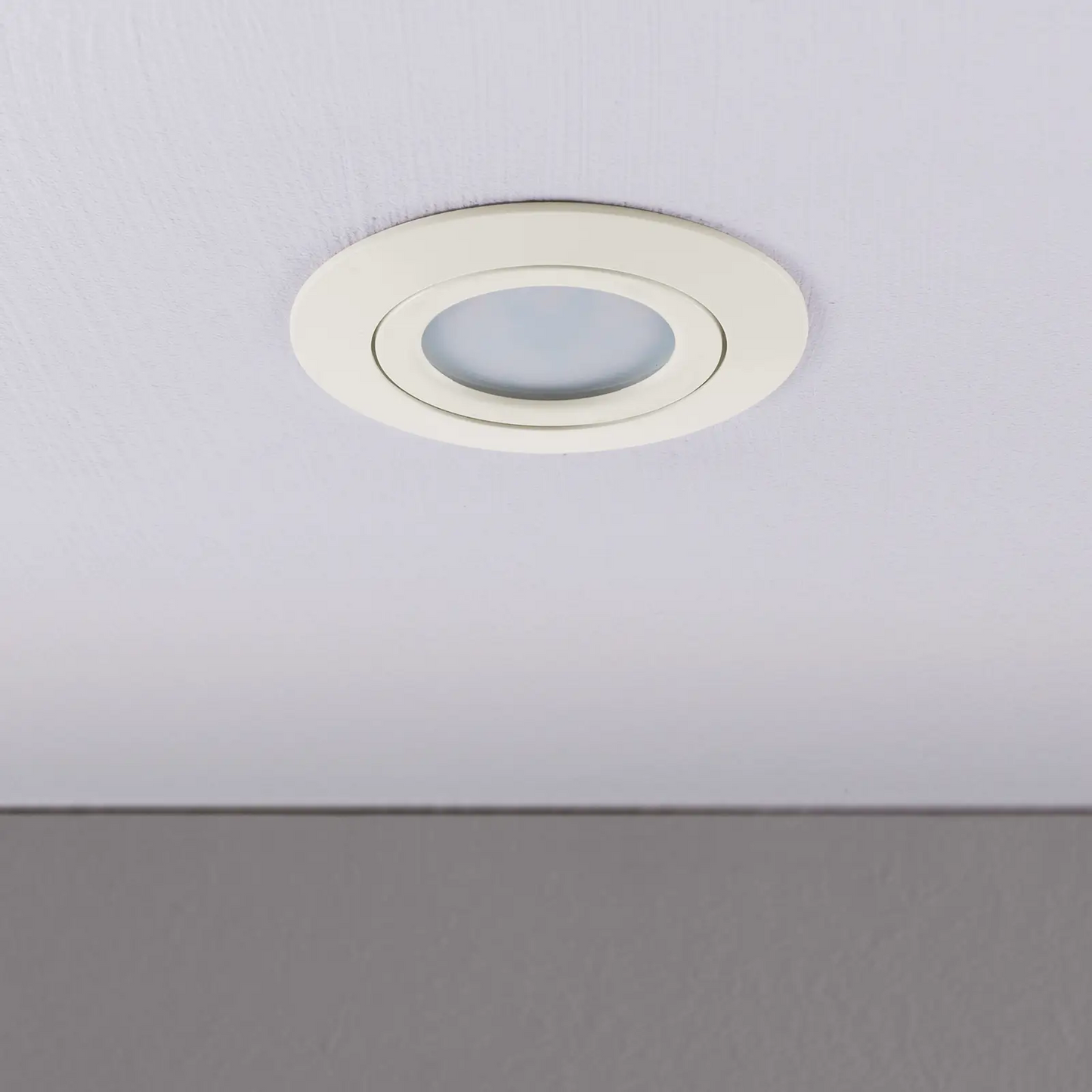 LED įleidžiamas prožektorius Andrej, apvalus, kreminės baltos spalvos