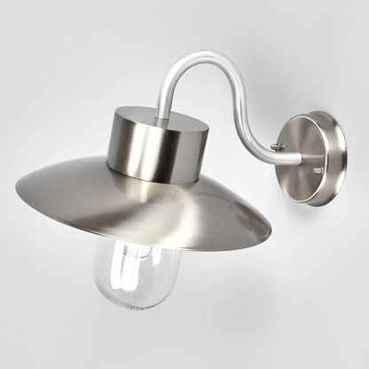 Šiaurietiškos išvaizdos Leenke lauko sieninis šviestuvas