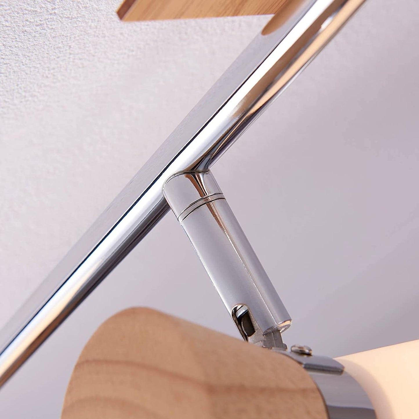 Keturių lempučių Vivica medinis lubų prožektorius