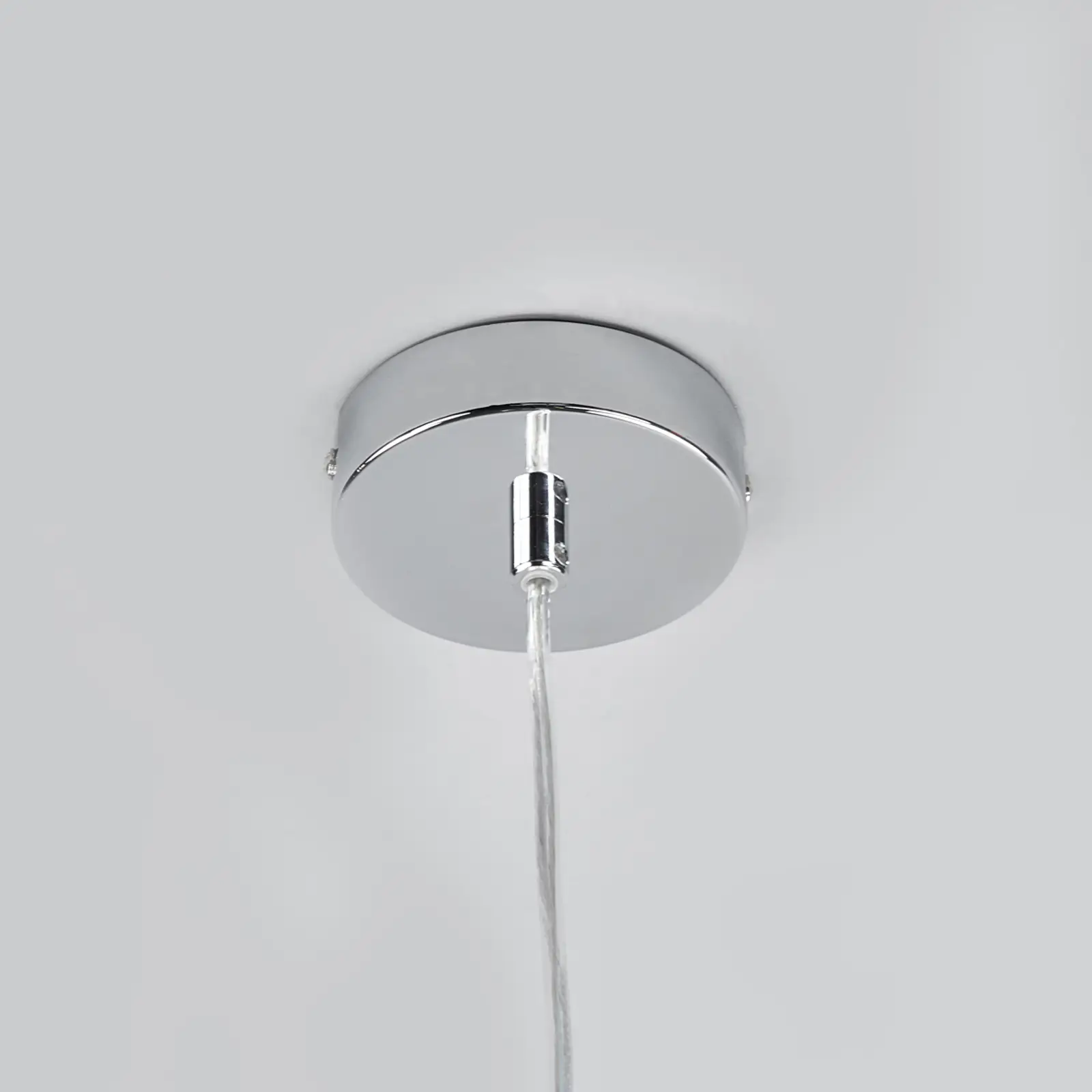 Melia pakabinamas šviestuvas juodos ir rudos spalvos