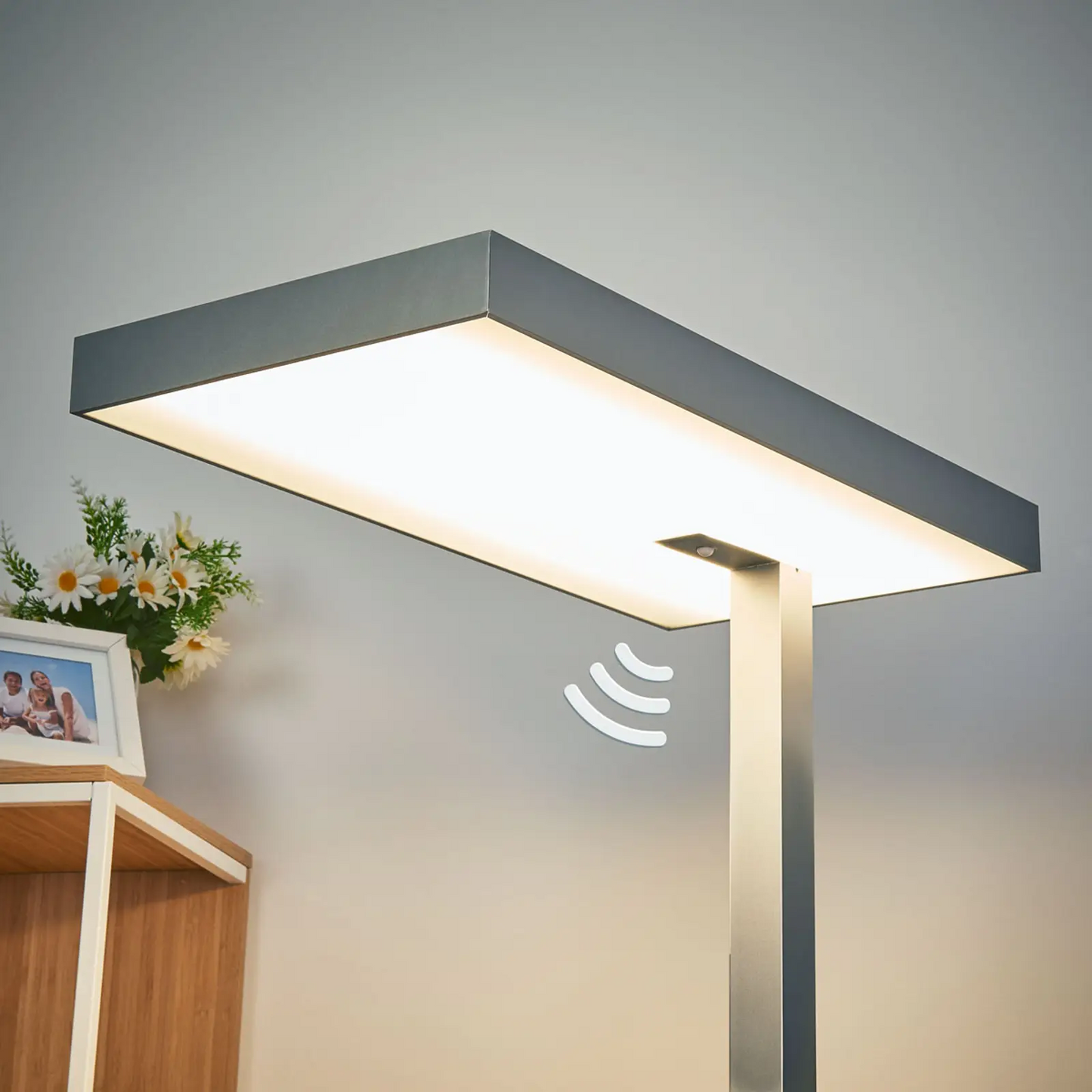 Biuro LED toršeras Nora, judesio detektorius 50W