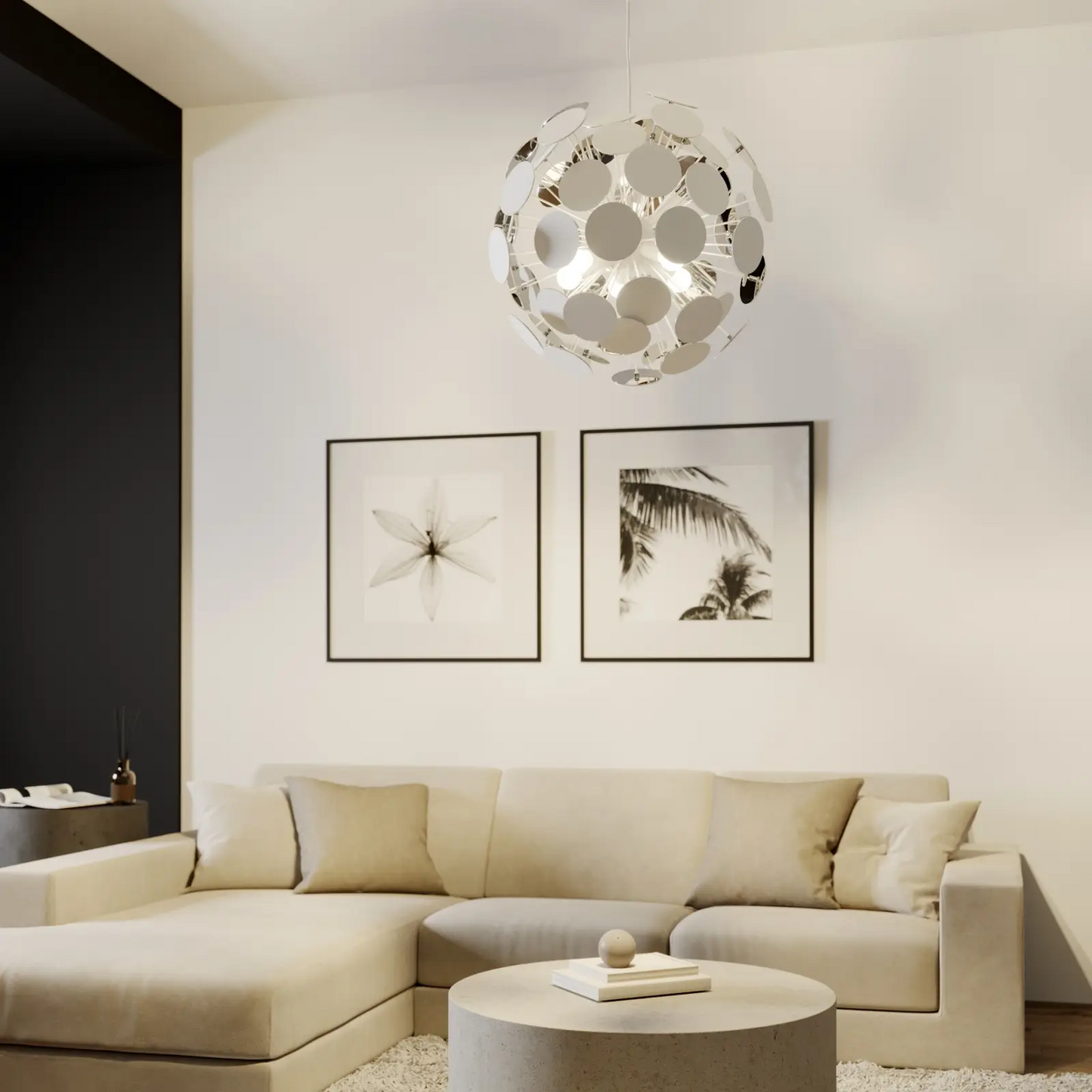 Baltas pakabinamas šviestuvas Kinan su diskais