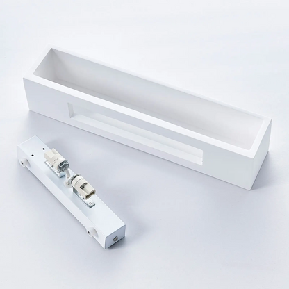 Lindby Santino sieninis šviestuvas balto tinko, 35 cm