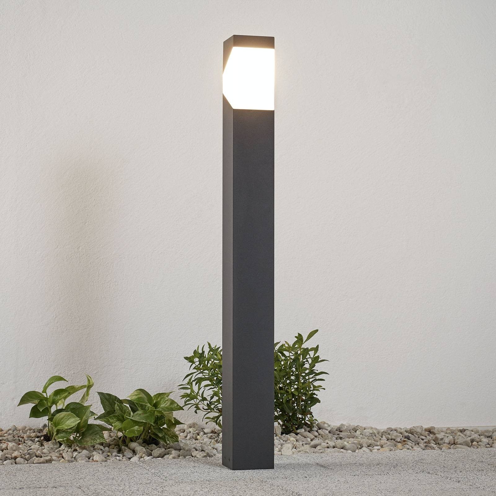 Kelio šviestuvas Kiran pagamintas iš aliuminio