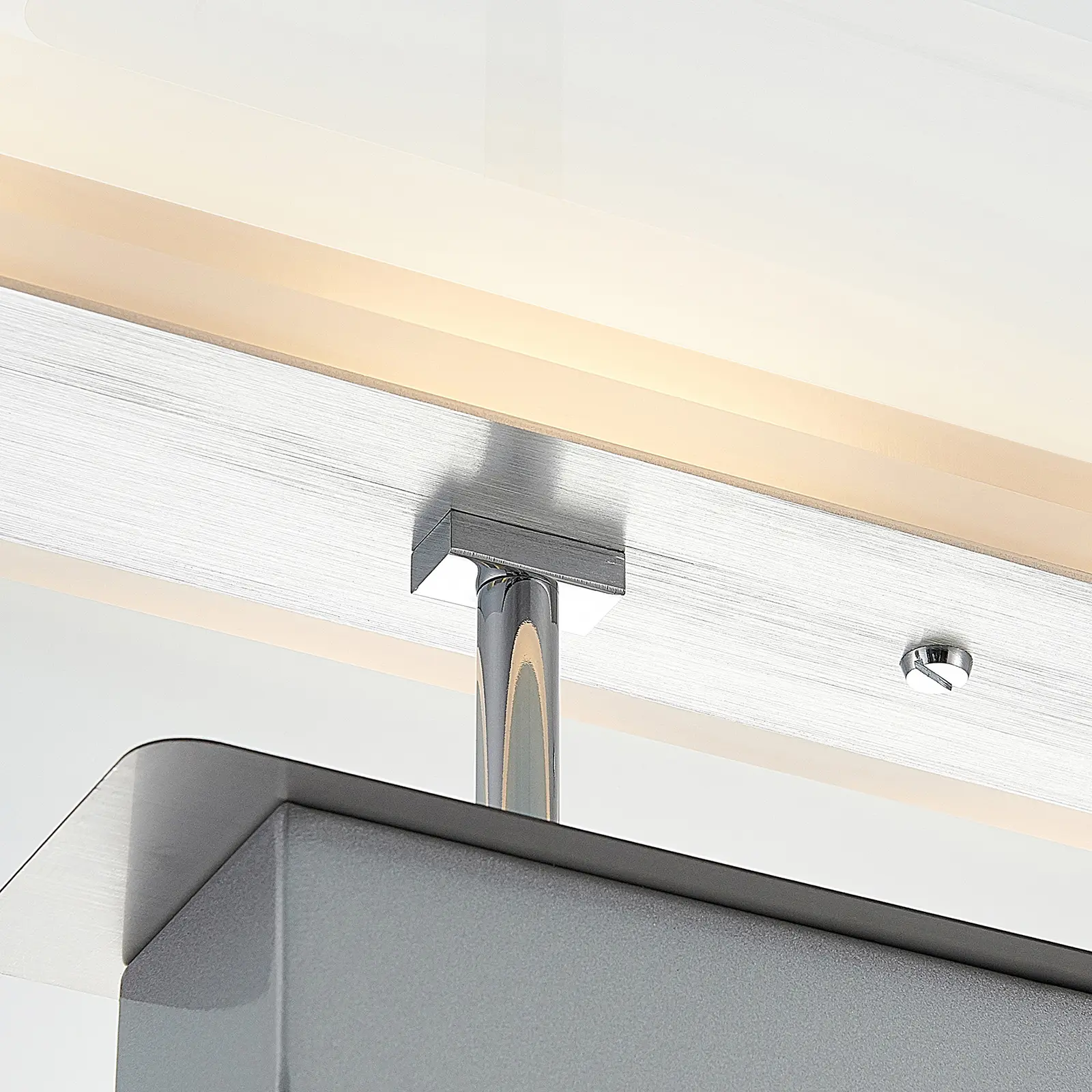 Lindby Lavea chromo LED lubų šviestuvas