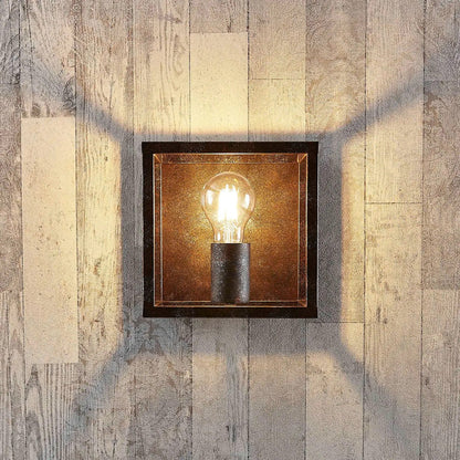 Rūdžių spalvos metalinis sieninis šviestuvas Emin