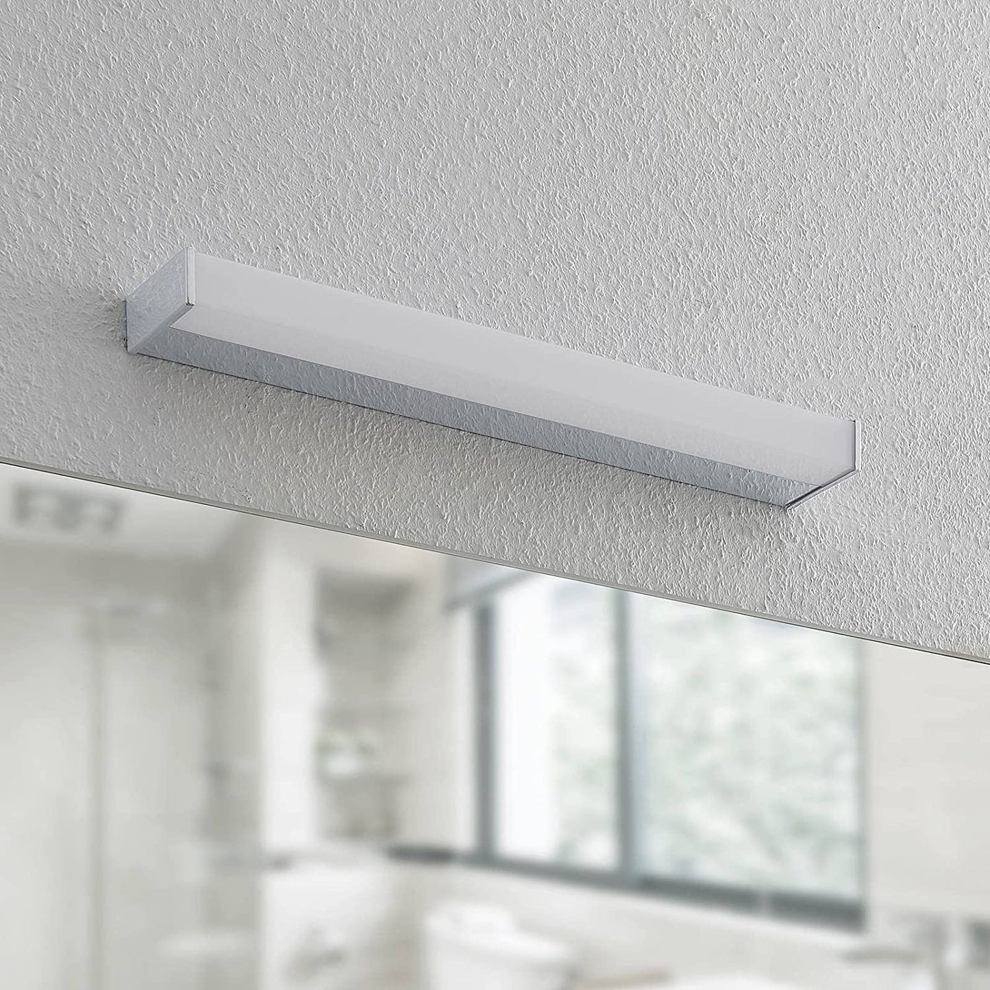 Archchio Djamal LED sieninis šviestuvas, IP44, chromas, 53 cm