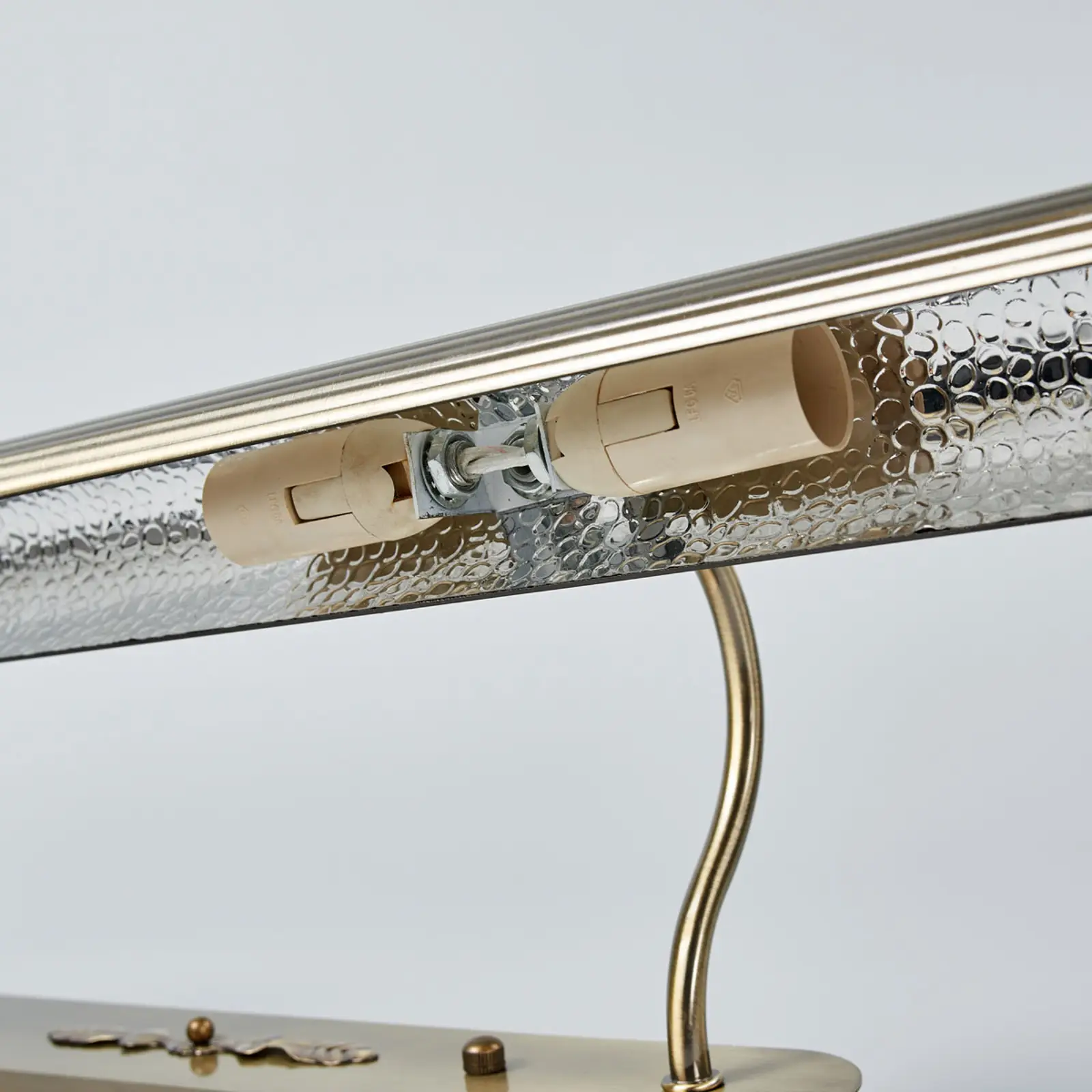 Ilga paveikslo lempa Joely iš antikvarinio žalvario