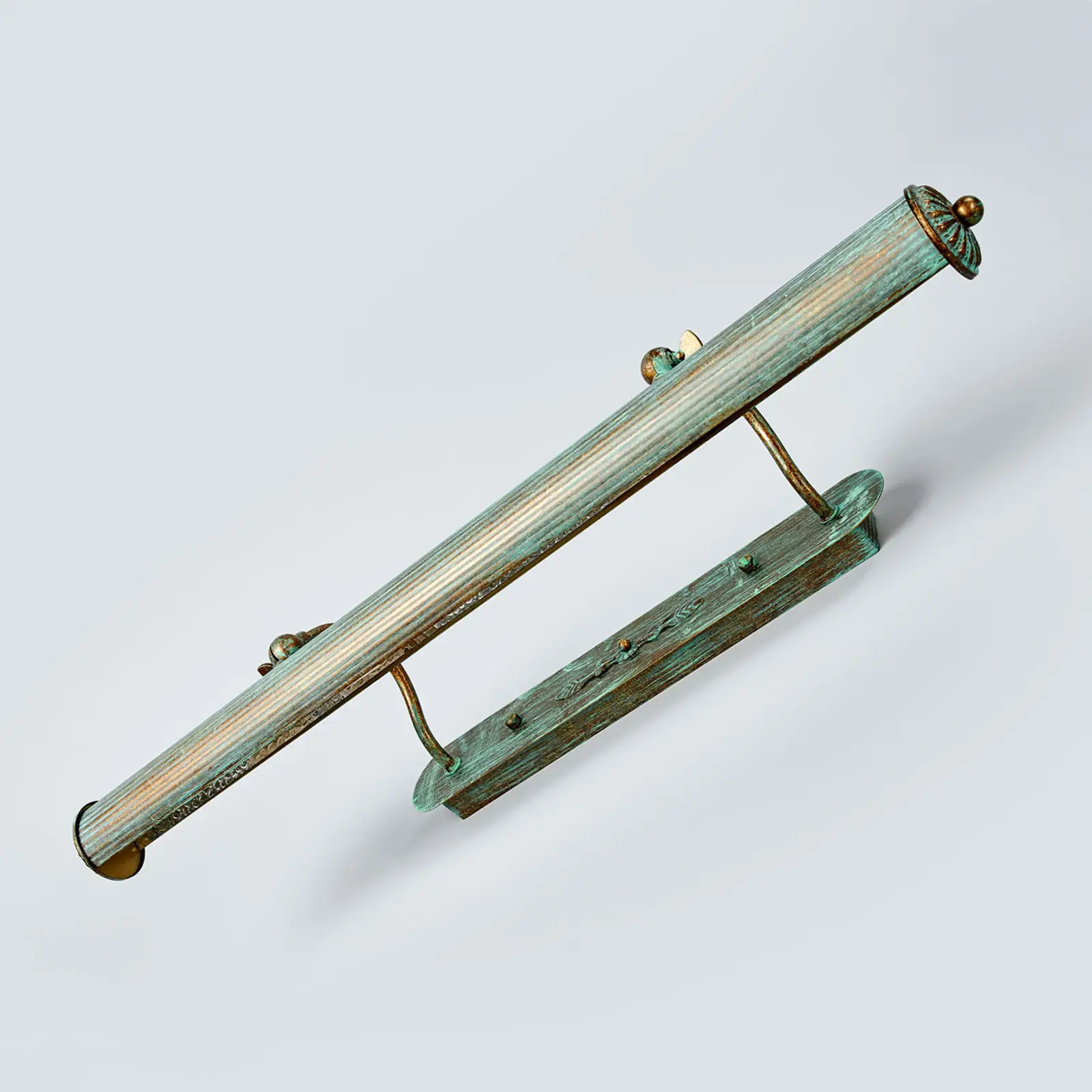 Beno verdigris paveikslinis šviestuvas, 72 cm