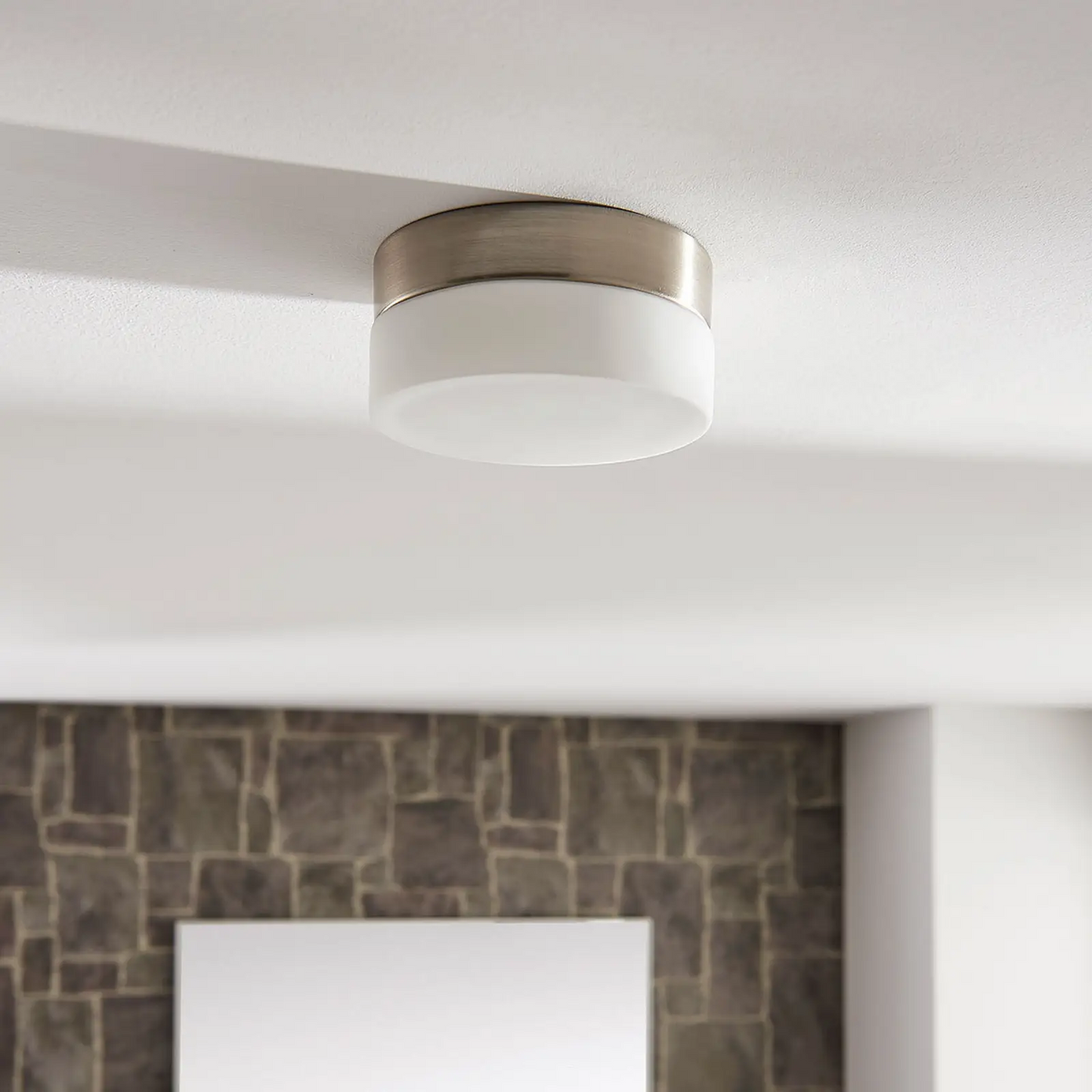 Amilia apvalus vonios lubų šviestuvas