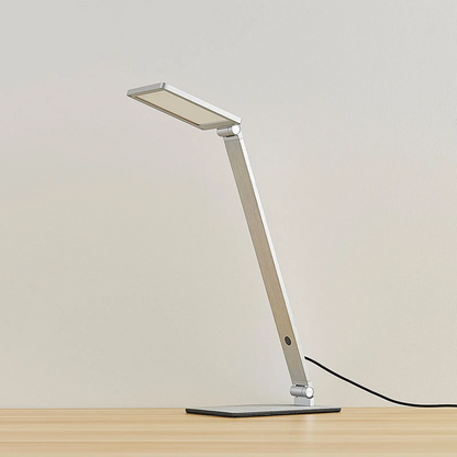 Resi – pritemdoma LED stalinė lempa