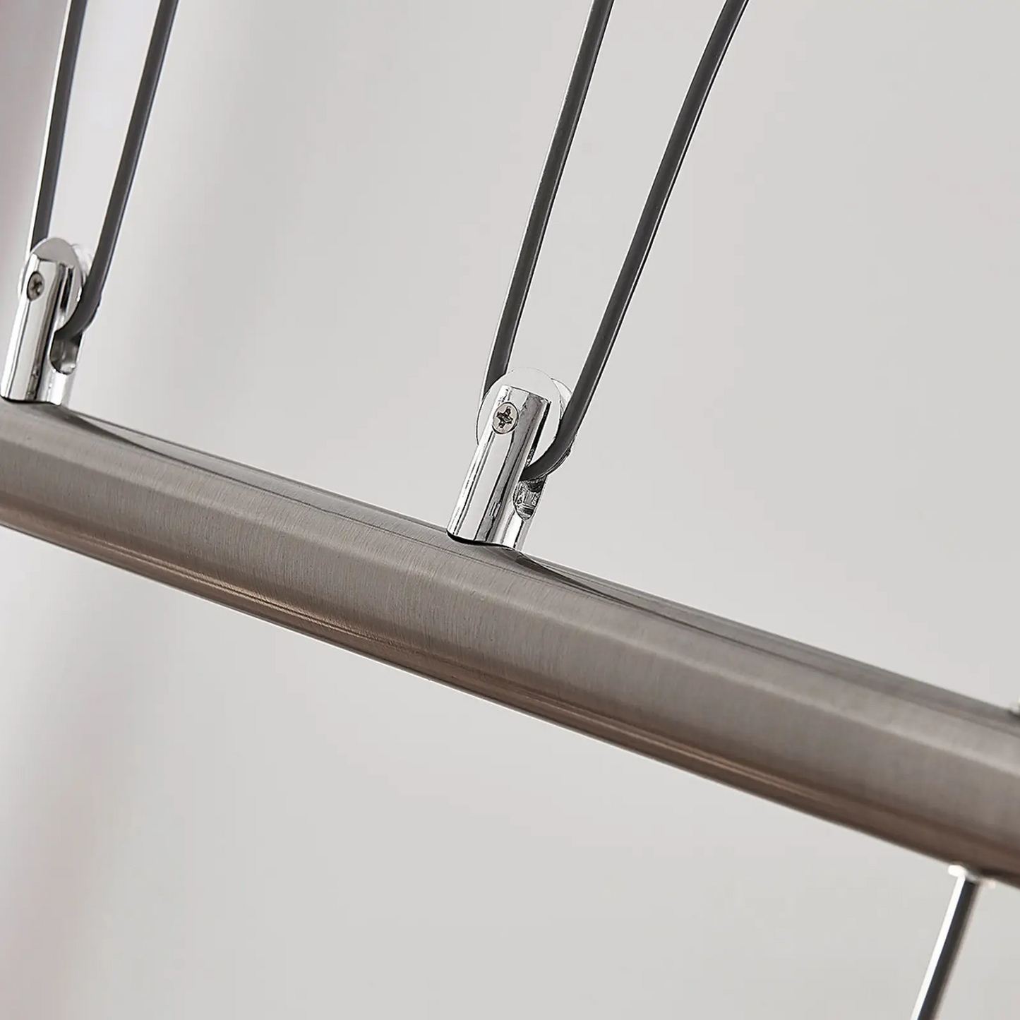 Reguliuojamo aukščio LED baras pakabinamas šviestuvas Gwendolin