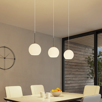 Lindby Sofian pakabinamas šviestuvas, trijų lempučių, baltas