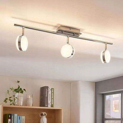 3 lempučių Ksenija LED lubinis šviestuvas, reguliuojamas