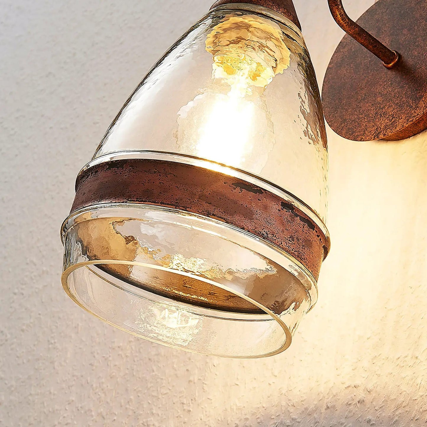 Millina stiklo sieninis šviestuvas, rūdžių rudas