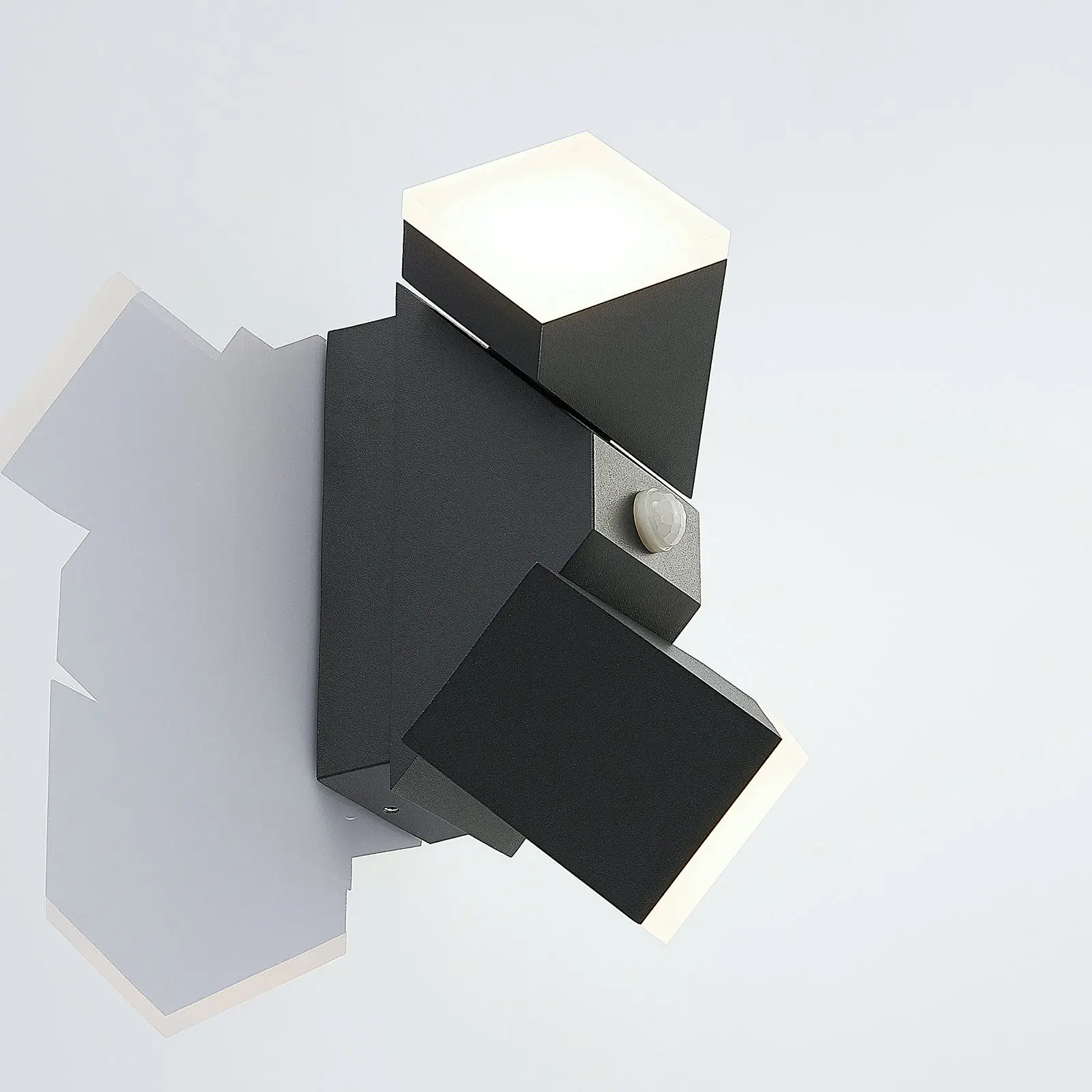 LED lauko sieninis šviestuvas Sally, 2 lemputės su jutikliu