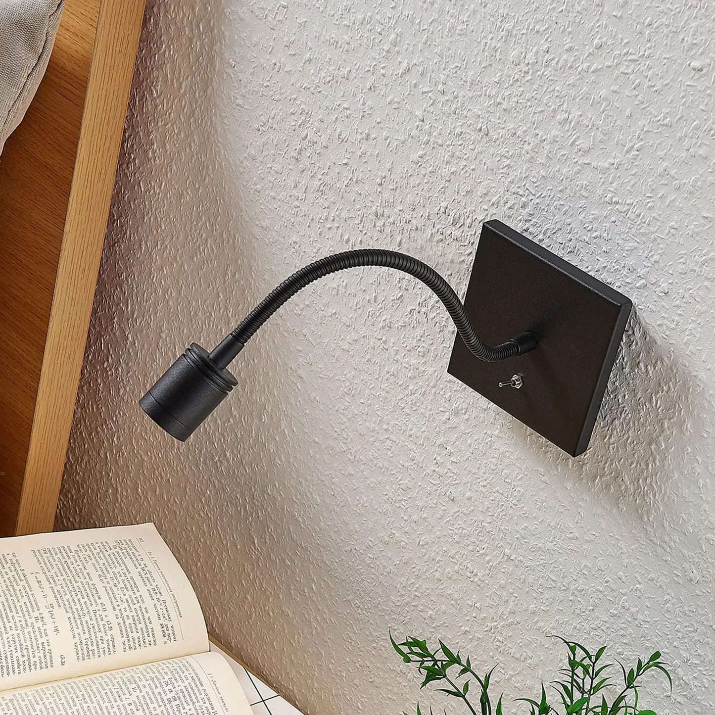 Mayar LED sieninis skaitymo šviestuvas su lanksčia rankena, juodas