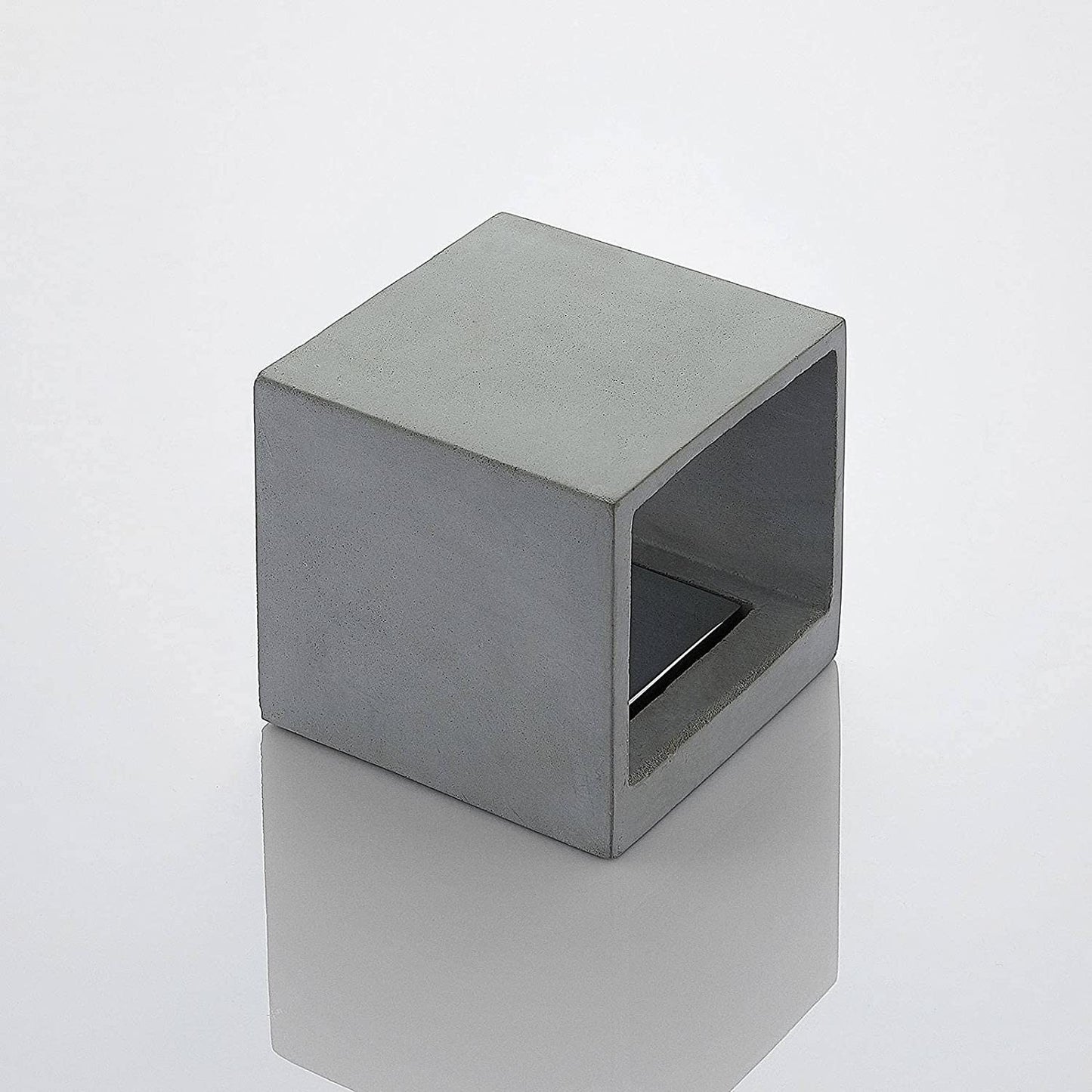 Lindby Keir betoninis sieninis šviestuvas, kubas