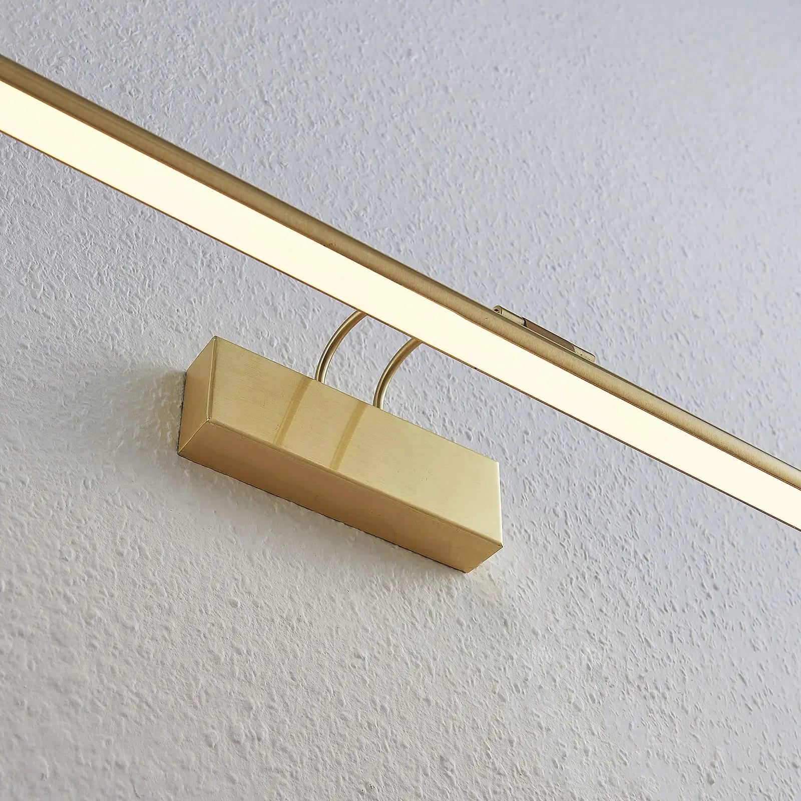 Mailine LED vaizdo šviestuvas su jungikliu, žalvaris