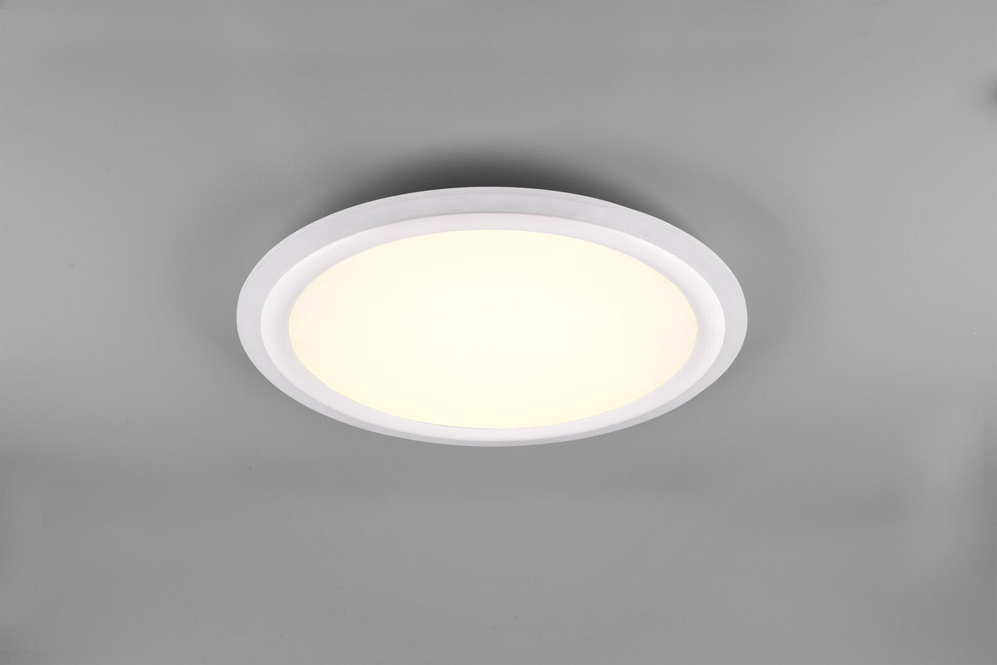 TRIO: COLUMBIA – 679095031