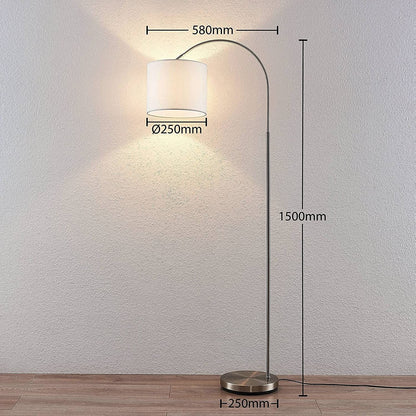 Arkinis toršeras Mateji su baltu atspalviu