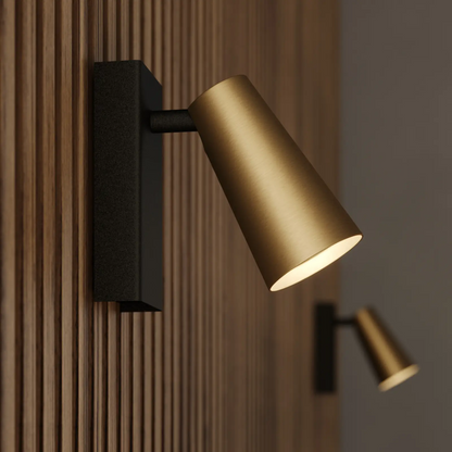 Lucande Angelina prožektorius, žalvaris-auksinis, 1 lemputė.