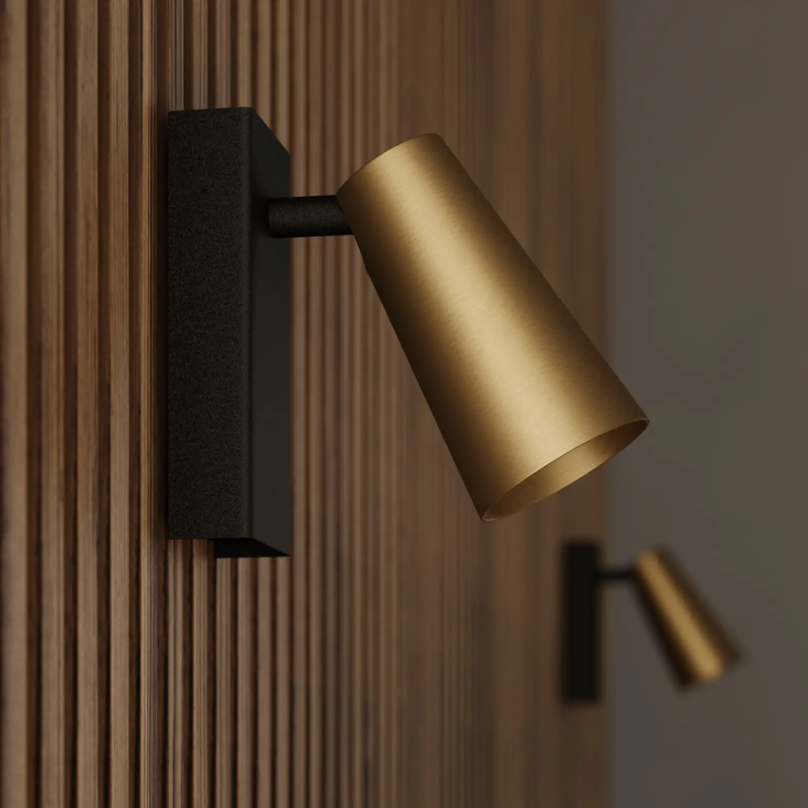 Lucande Angelina prožektorius, žalvaris-auksinis, 1 lemputė.