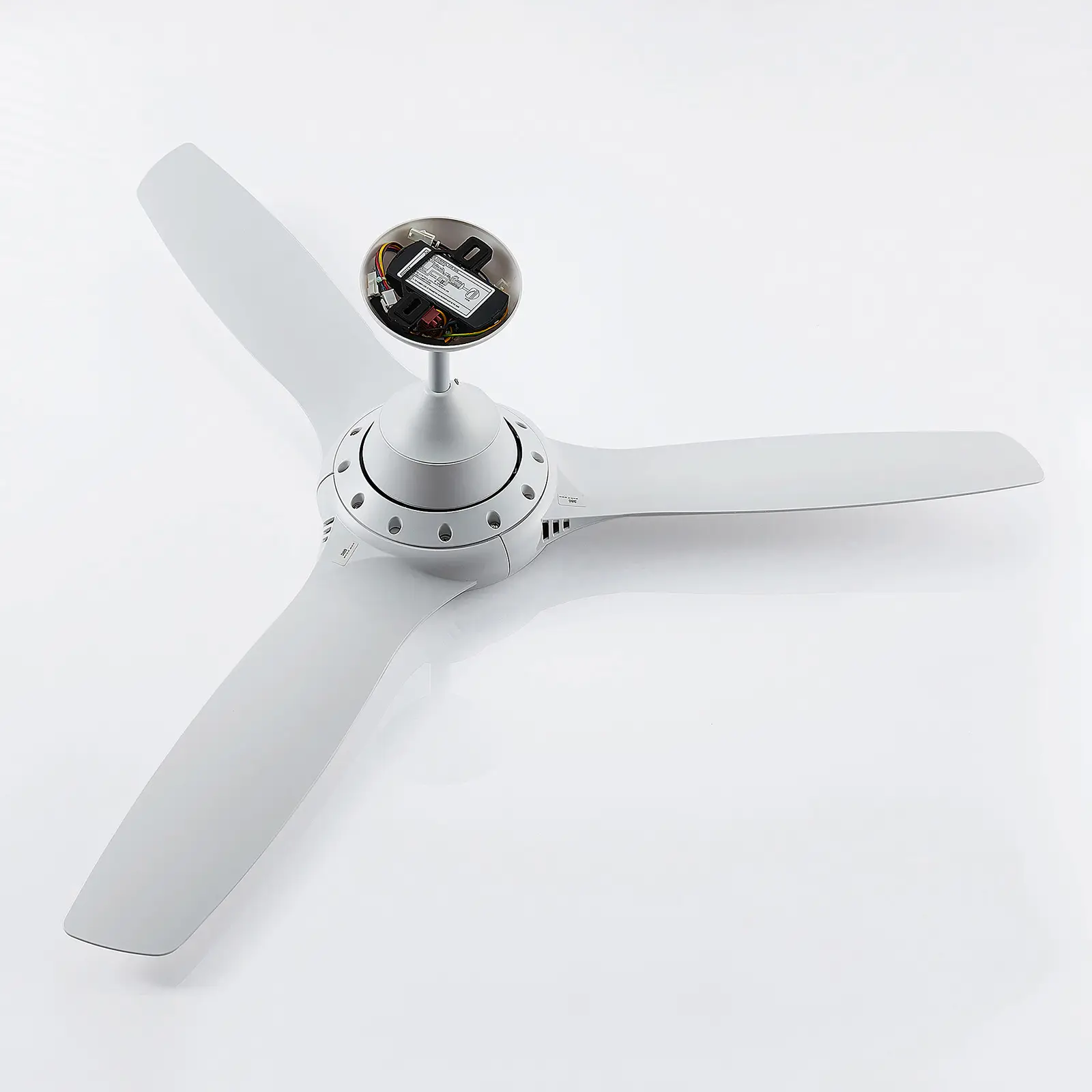 Starluna Aila LED ventiliatorius 3 mentės baltos spalvos