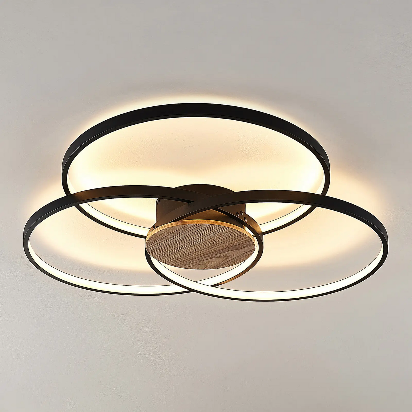 Lindby Riley LED lubinis šviestuvas, pritemdomas, juodas