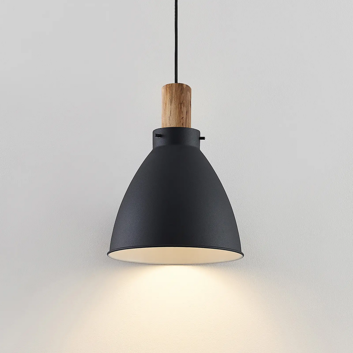 Lindby Trebale pakabinamas šviestuvas, juodas, vieno šviesos šaltinio